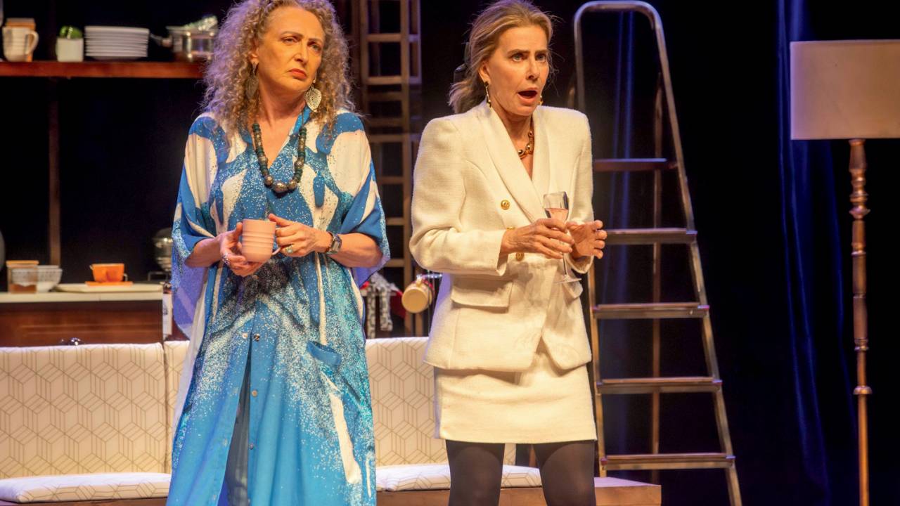Duas Irmãs & Um Casamento: estrelada por Maitê Proença e Débora olivieri