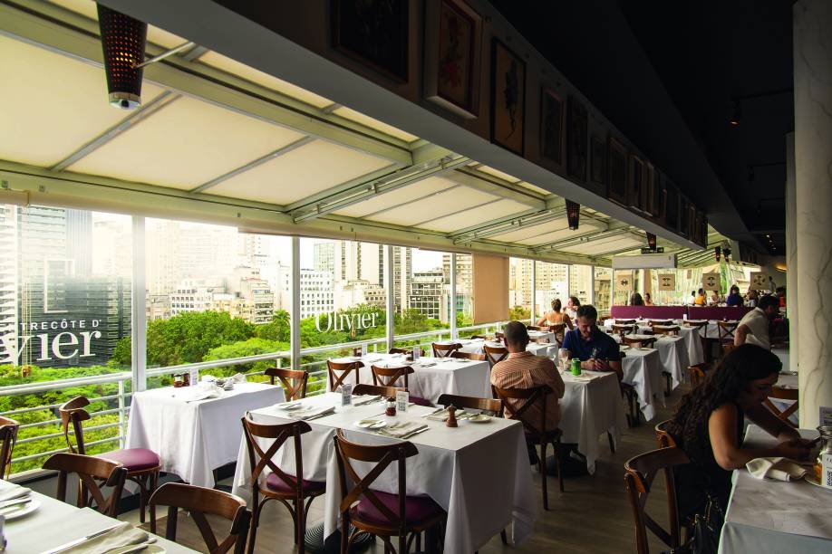 L'Entrecôte d'Olivier Rooftop: a vista para a Praça da República