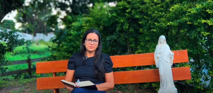 Ex ‘grávida de Taubaté’ diz ter reencontrado Deus e lança canal de vídeos