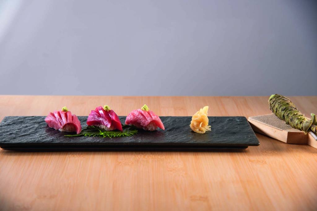 Restaurantes japoneses com omakassê para comer bem no balcão