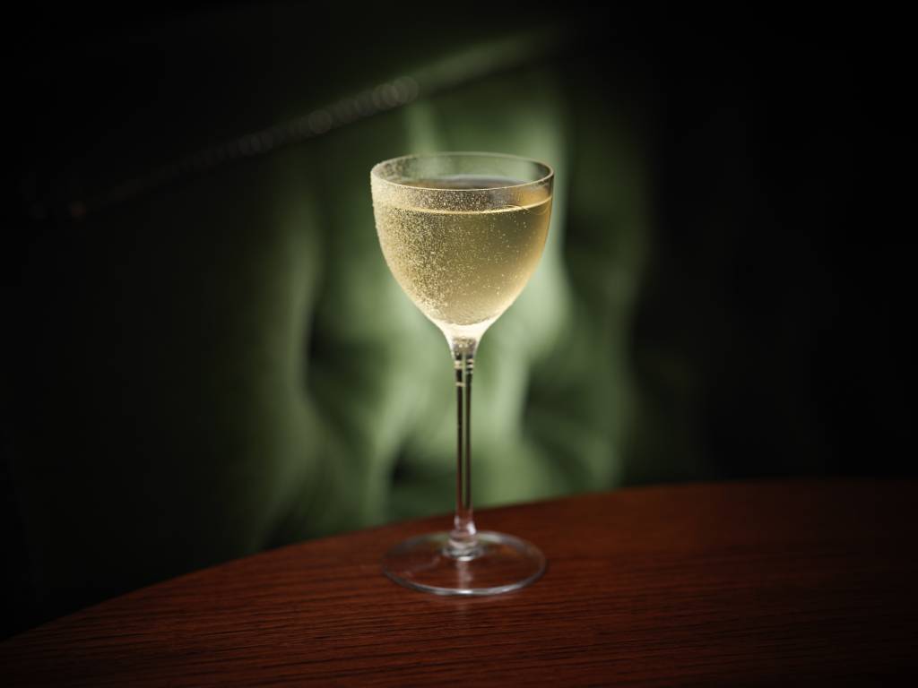 Bar do Rosewood São Paulo recebe mixologista do Scarfes, do Rosewood London, eleito o 37º melhor bar do mundo