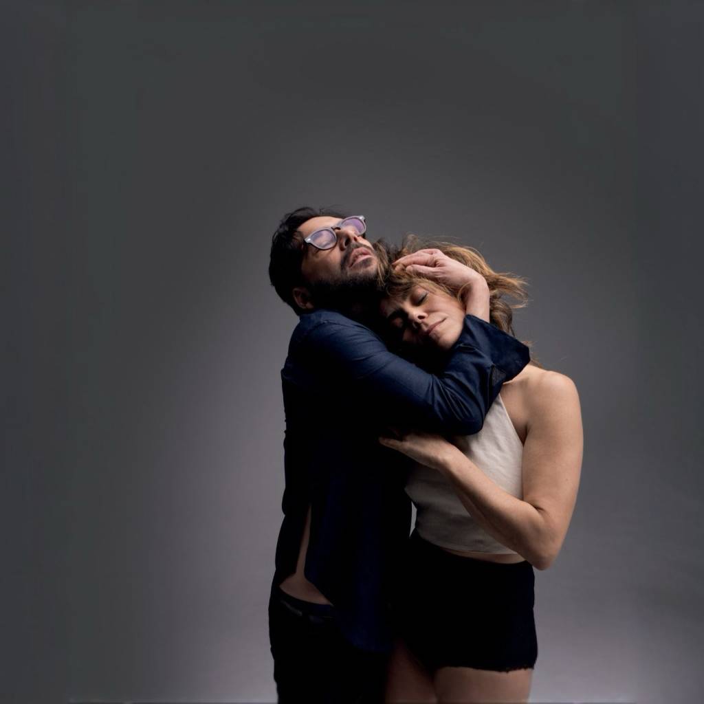 Finlândia traz ao palco uma análise intensa sobre separação