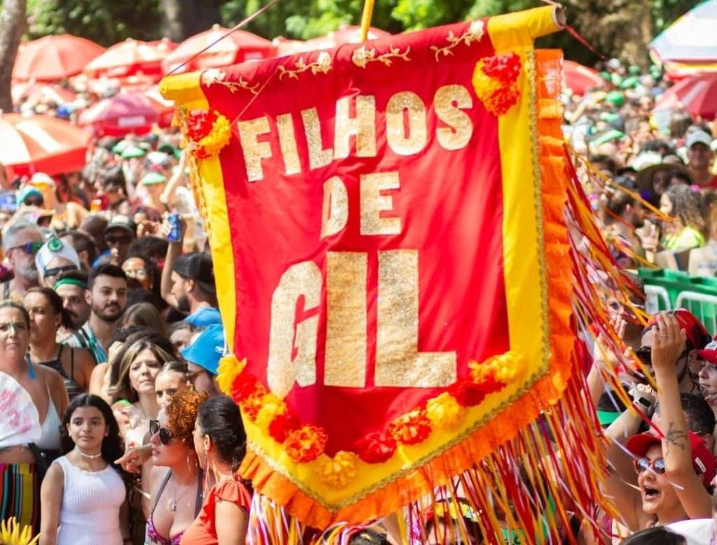 Domingo terá ensaios de blocos por toda a cidade
