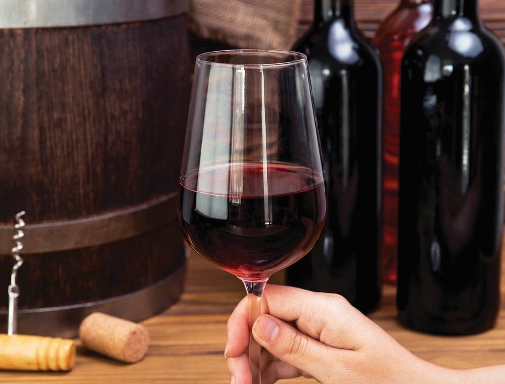 Sensação de “lixa” e boca seca: entenda o que são os taninos nos vinhos