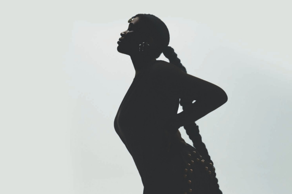 Luedji Luna volta com show em tributo a Sade em São Paulo