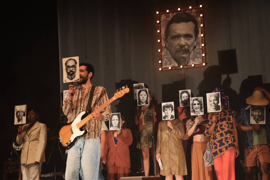 Três peças de graça para assistir antes que acabem