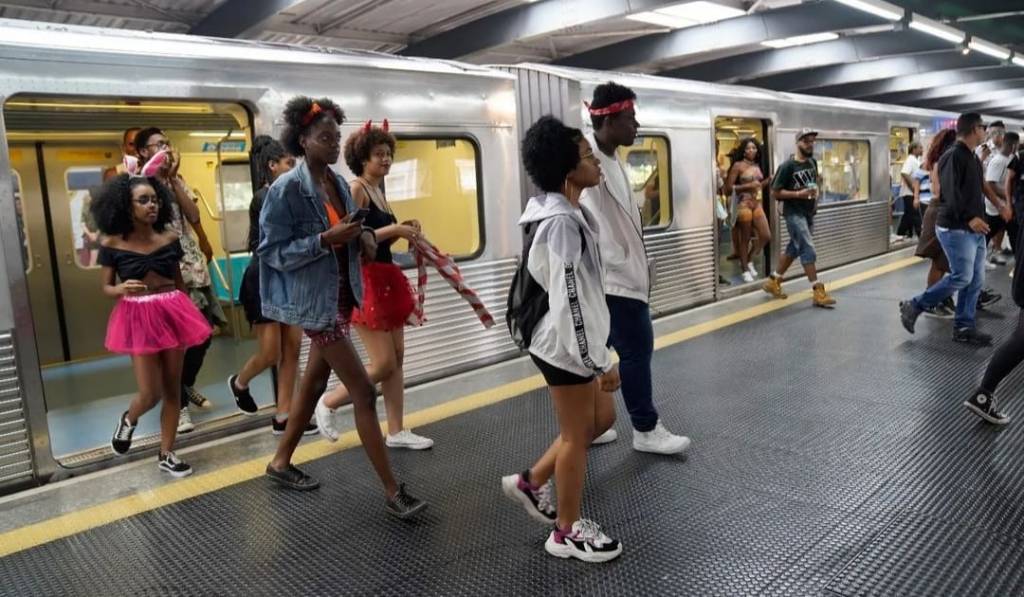São Paulo terá Metrô 24 horas no fim de semana do Carnaval