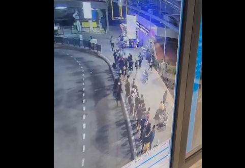 Bomba em sacola explode e assusta passageiros no Terminal Pinheiros, em SP