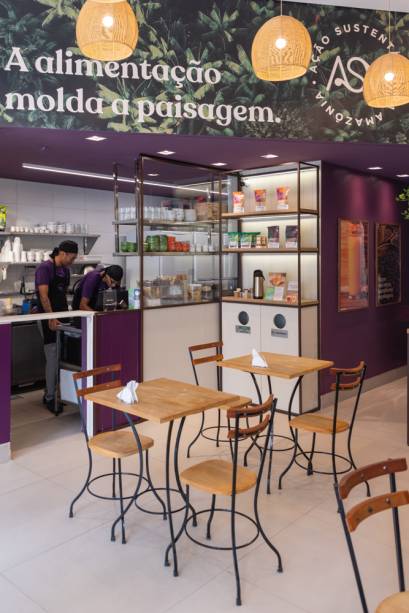 ASA Açaí: espaço para experimentar os itens da loja