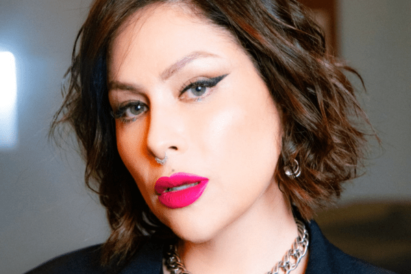 Pitty faz show no Espaço Unimed: repertório de sucessos