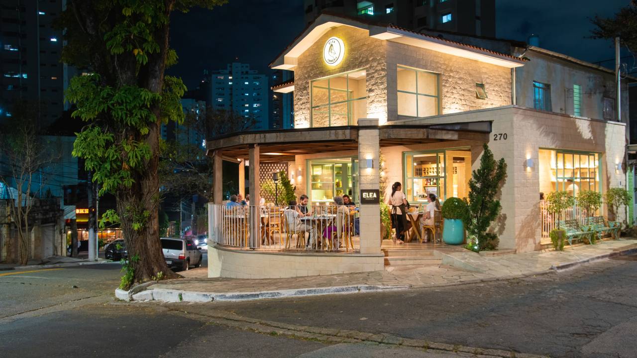 Festejo de três anos: Elea Forneria convida chefs para noite de entradas, pizzas e pratos principais exclusivos
