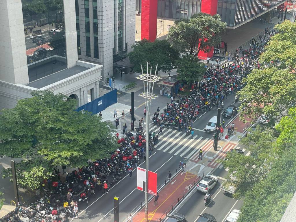 Breque dos Apps: manifestantes se reuniram com iFood e greve continua