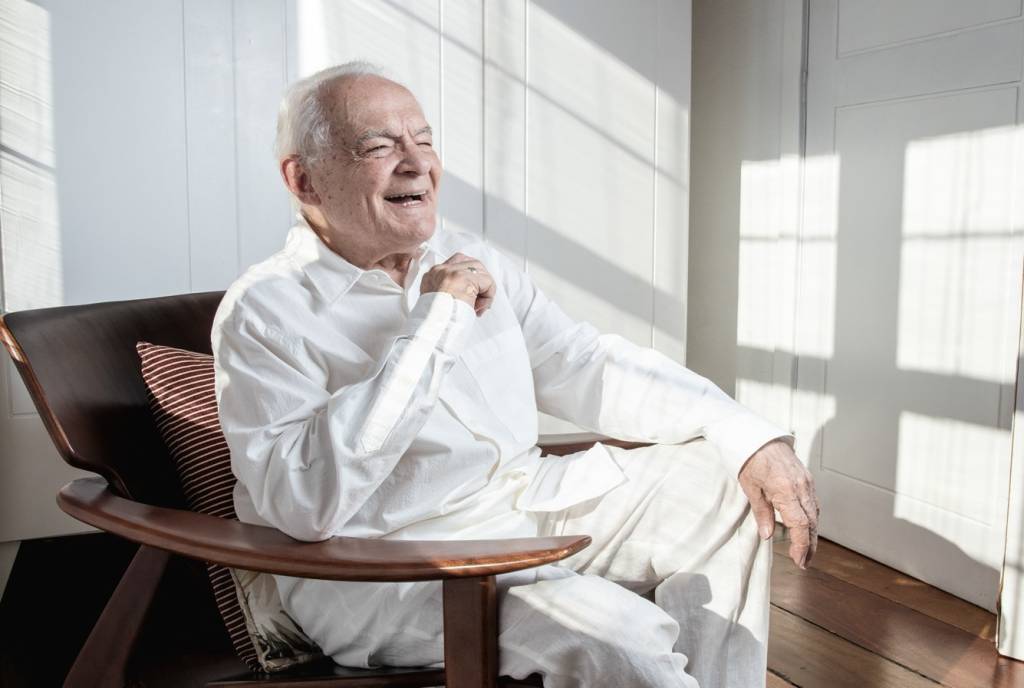 Othon Bastos faz últimas apresentações de seu monólogo no Sesc Guarulhos