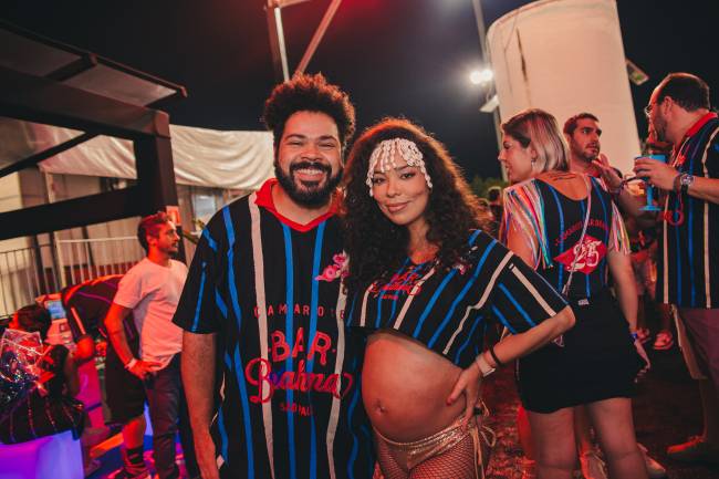 robson Robson Nunes e Micheli Machado no Camarote Bar Brahma