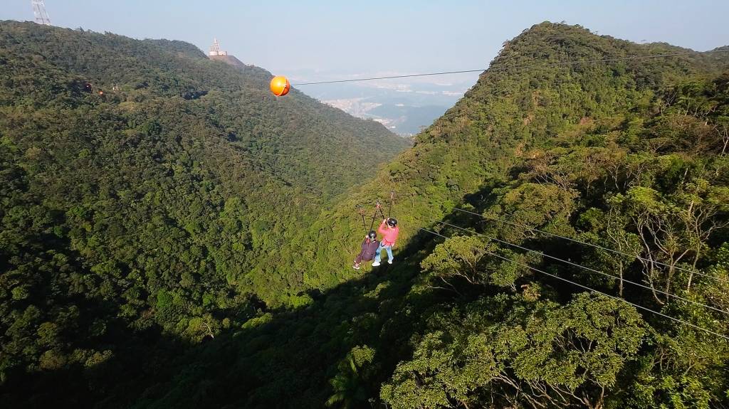 Parque Caminhos do Mar Tirolesa: 60 segundos e muita adrenalina