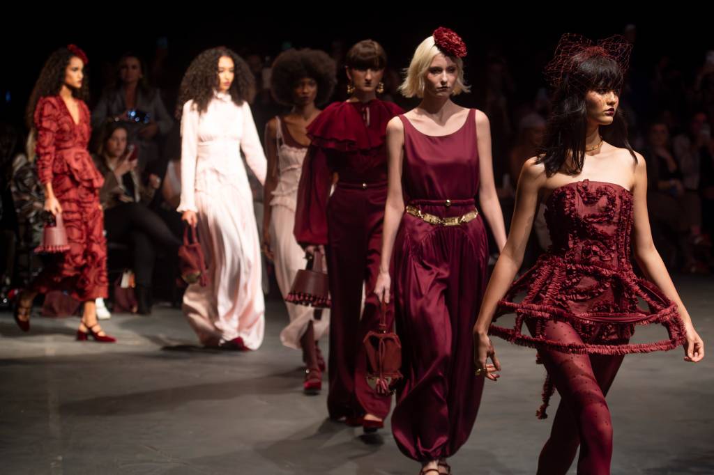 SPFW: Aluf apresenta coleção inspirada no circo