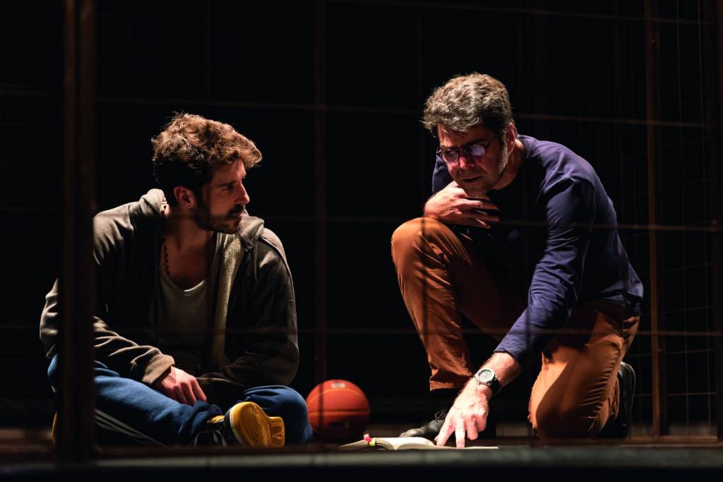 “Tebas Land”: peça inspirada no mito de Édipo retorna a São Paulo