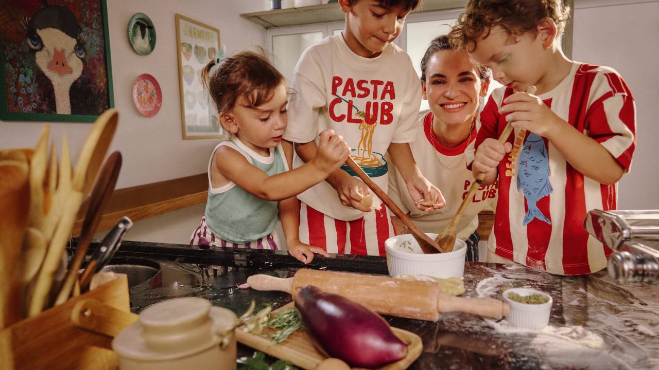 Renata Vanzetto e os filhos