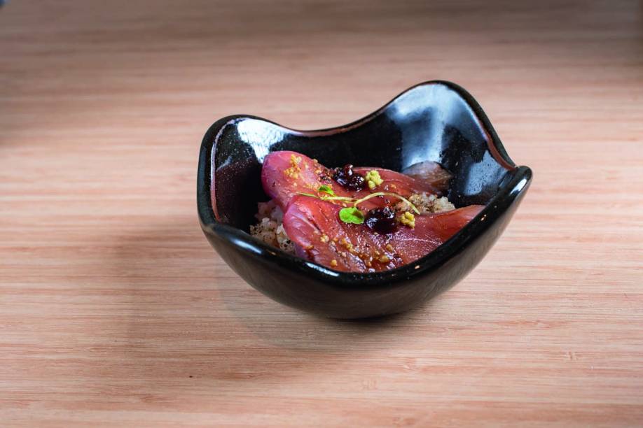 Kureiji: sushi com peixe do dia Kureiji: sushi com peixe do dia