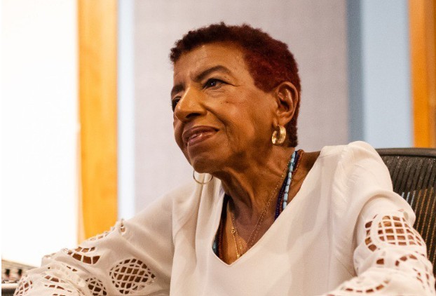 Leci Brandão é levada ao hospital após mal-estar em show