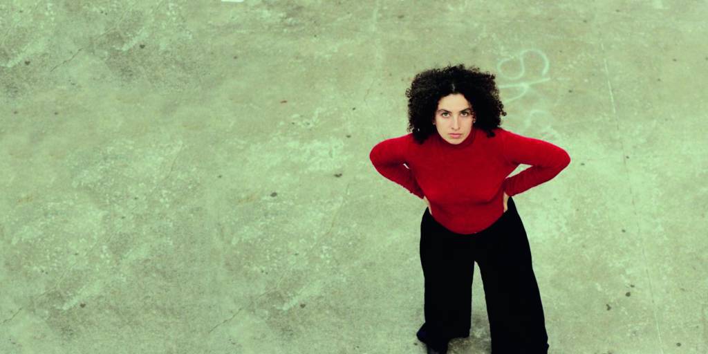 Dora Morelenbaum apresenta seu primeiro álbum solo, ‘Pique’, na quinta (8)