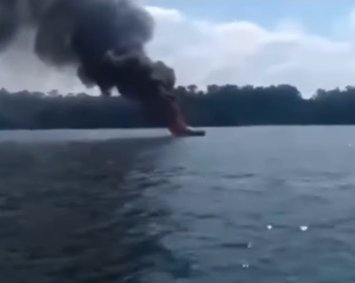 Captura-de-tela-2025-05-05-162348 Lancha com 4 pessoas a bordo explode na represa de Guarapiranga