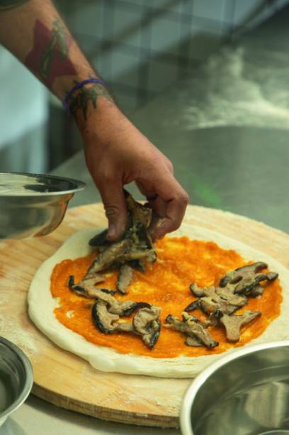 Rato Rosa: cobertura funghi em preparo