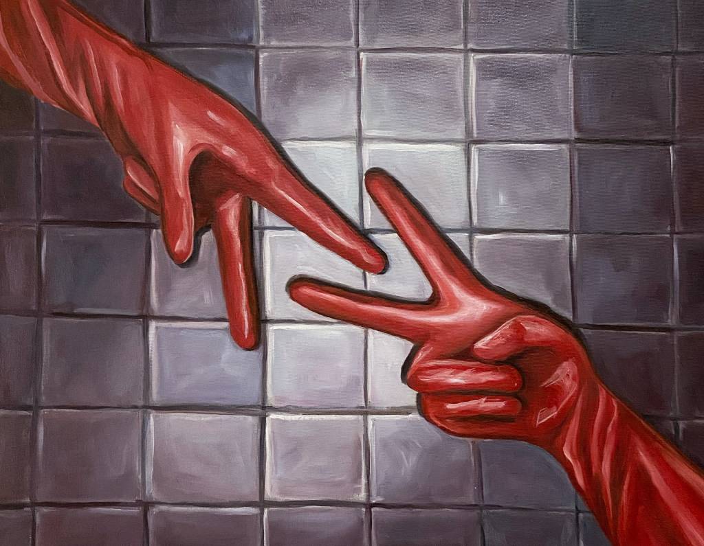 Dan Maschio Obra de Dan Maschio exibe duas mãos com luvas vermelhas fazendo sinal de tesoura, uma contra a outra, em fundo de azulejos cinza