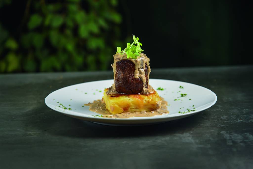 Café Artigas serve menu variado em casa de 1949 onde morou Vilanova Artigas