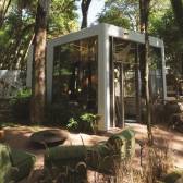 Casa Viva: tiny house de Henrique Freneda e jardim de Luciano Zanardo