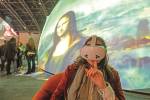 Óculos de realidade virtual permite visitante flutuar sobre Florença