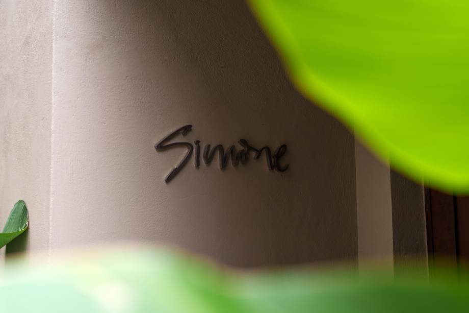 Simone: ocupa um imóvel da Rua Tapinas