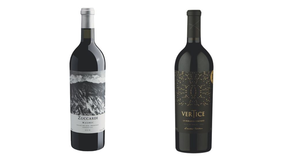 3 Duas garrafas de vinhos com fundo branco