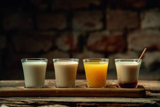 Régua de batidas: cupuaçu, doce de leite, maracujá e amendoim maracujá