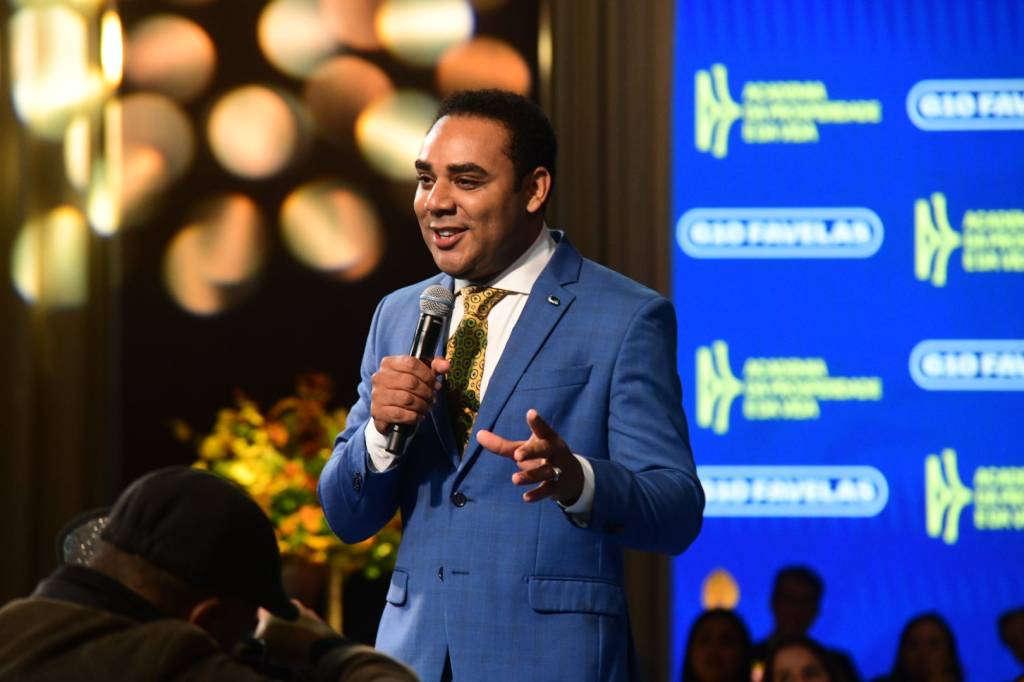 G10 Favelas anuncia transição de liderança em jantar beneficente