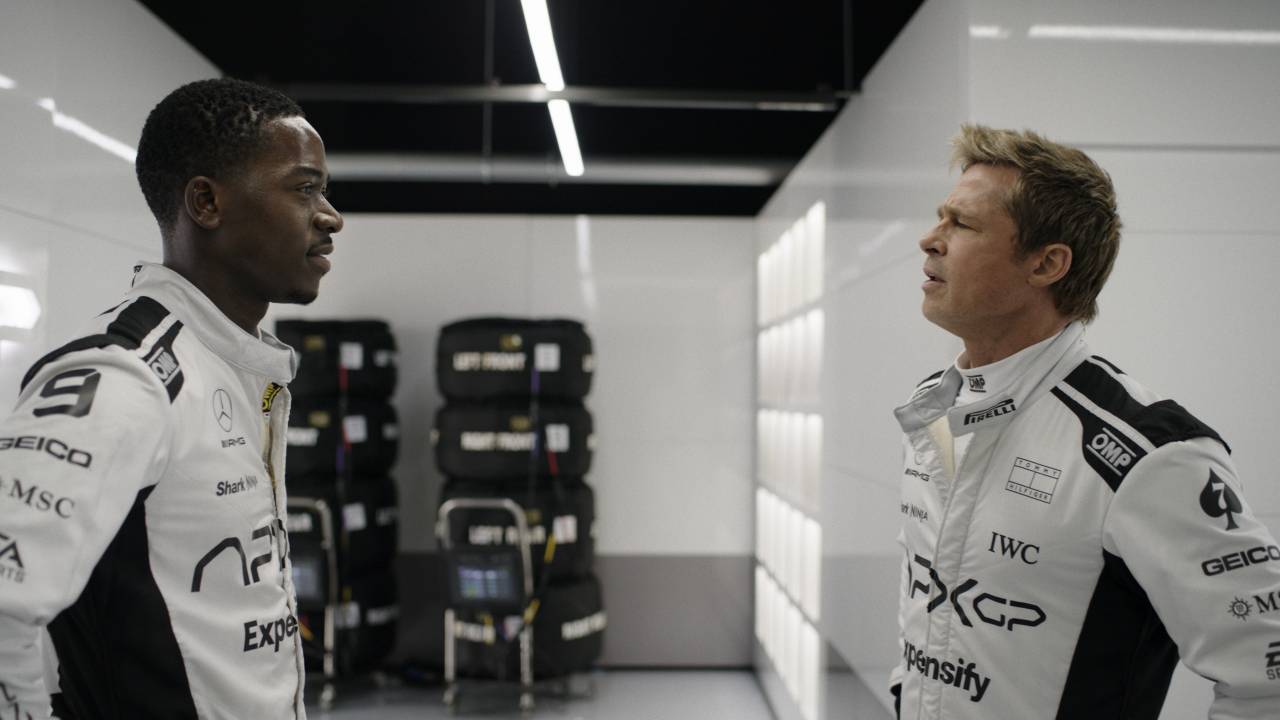 Damson Idris e Brad Pitt em 'F1: O Filme'