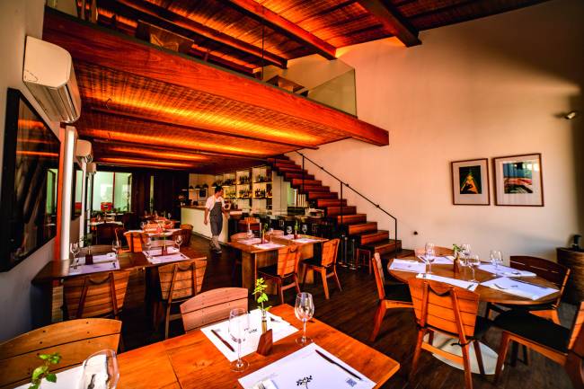 quintal-das-letras-restaurante