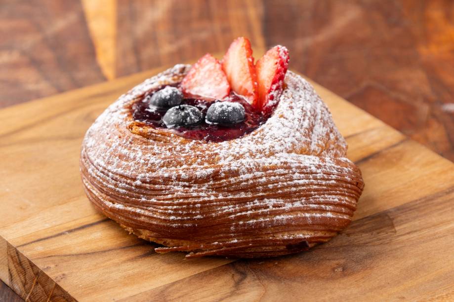 Arteno Boulangerie: folhado de frutas vermelhas
