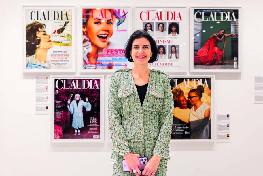 Confeiteira Otávia diante do painel da CLAUDIA Confeiteira Otávia diante do painel da CLAUDIA