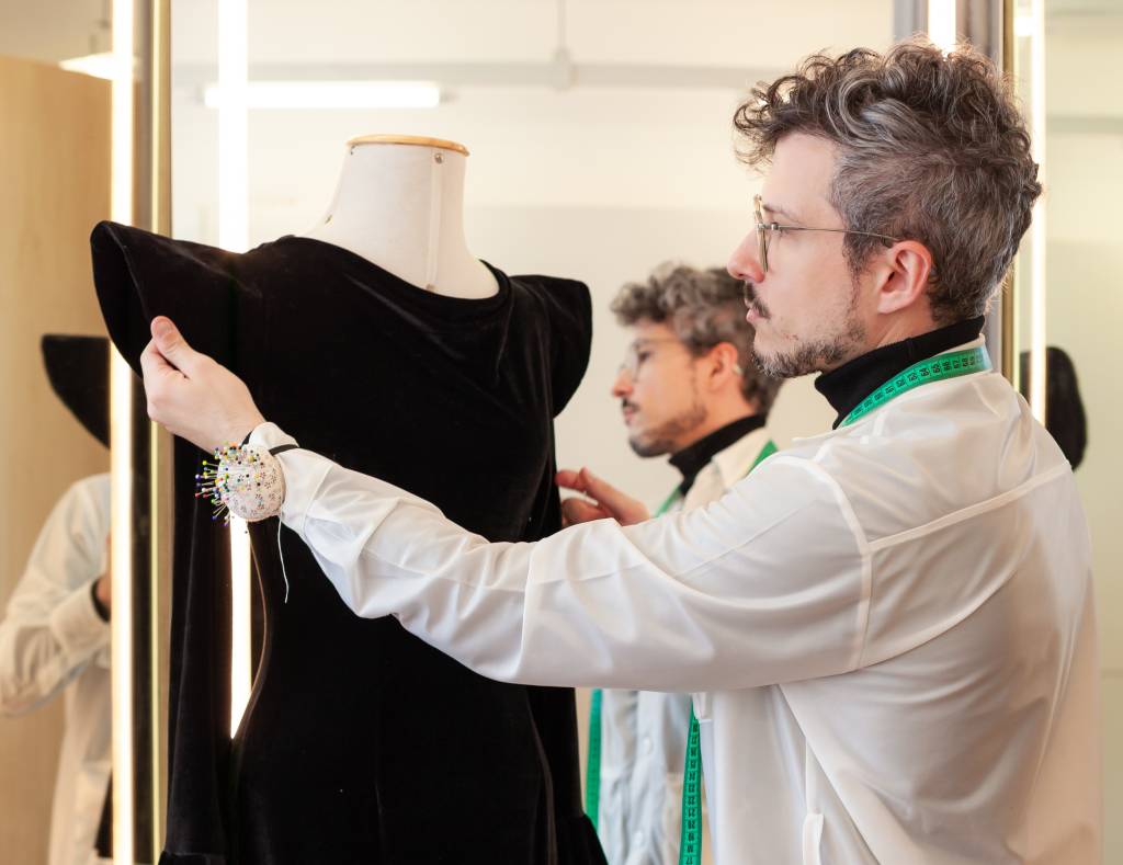 Augusto Paz apresenta coleção inspirada em infância no ABC Paulista