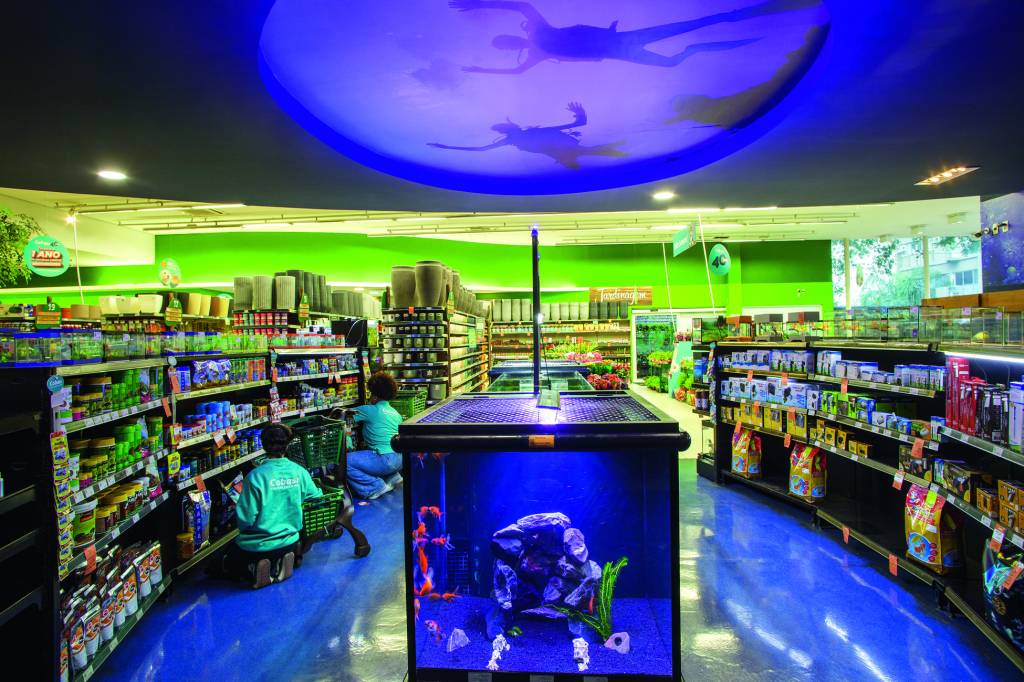 Cobasi completa 40 anos com foco em atendimento especializado