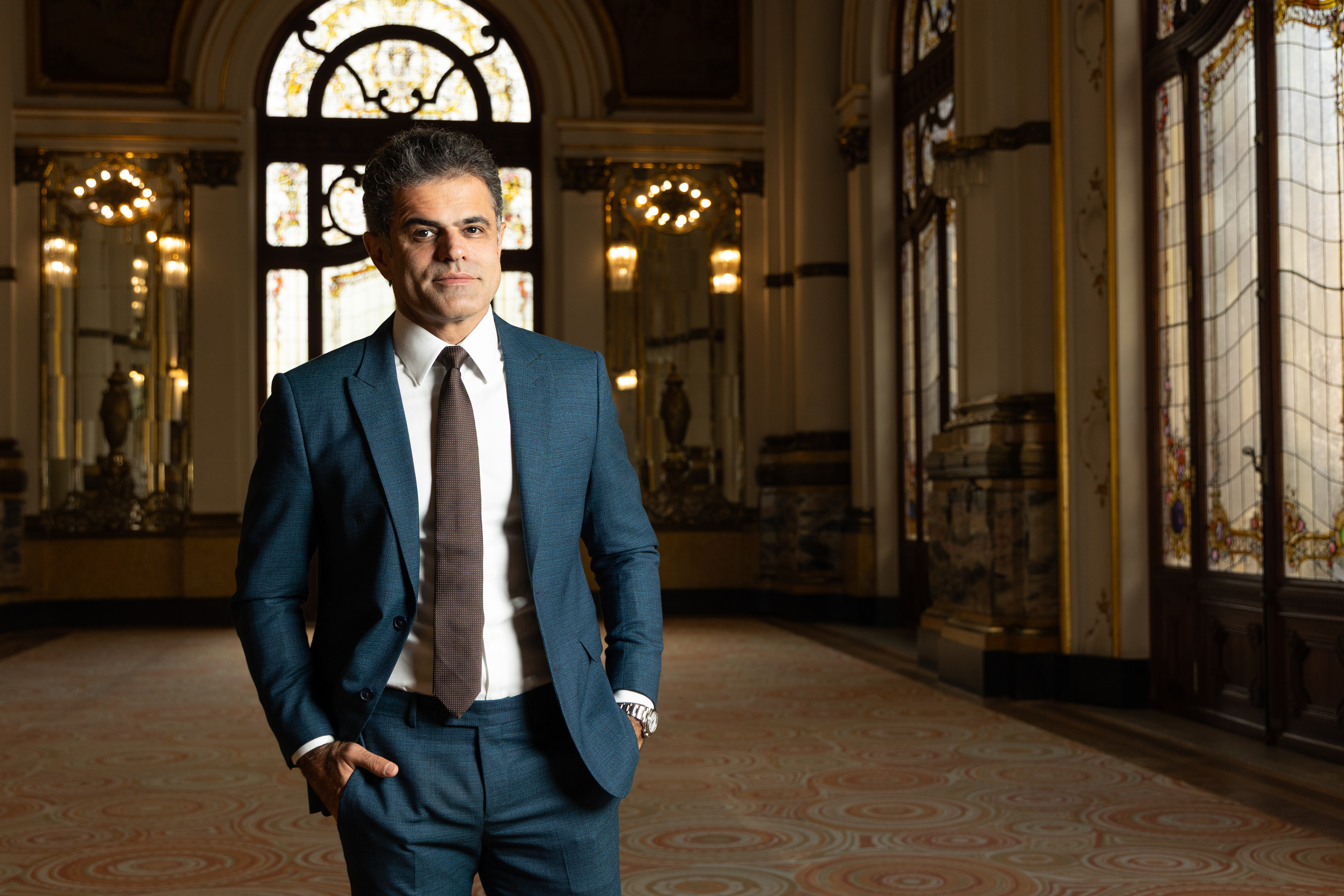 Alfaiate Jo&atilde;o Camargo