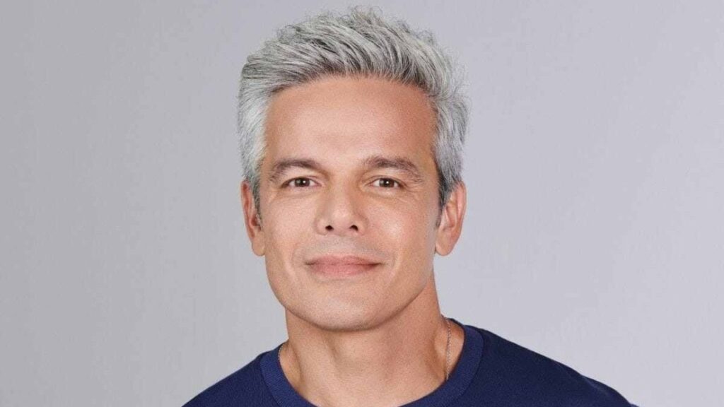Otaviano Costa passal mal em evento e se afasta de programa na Band