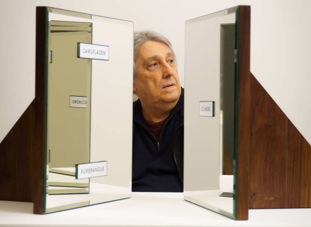 “Nunca fiz uma obra inédita”, diz Waltercio Caldas, que abre mostra em SP