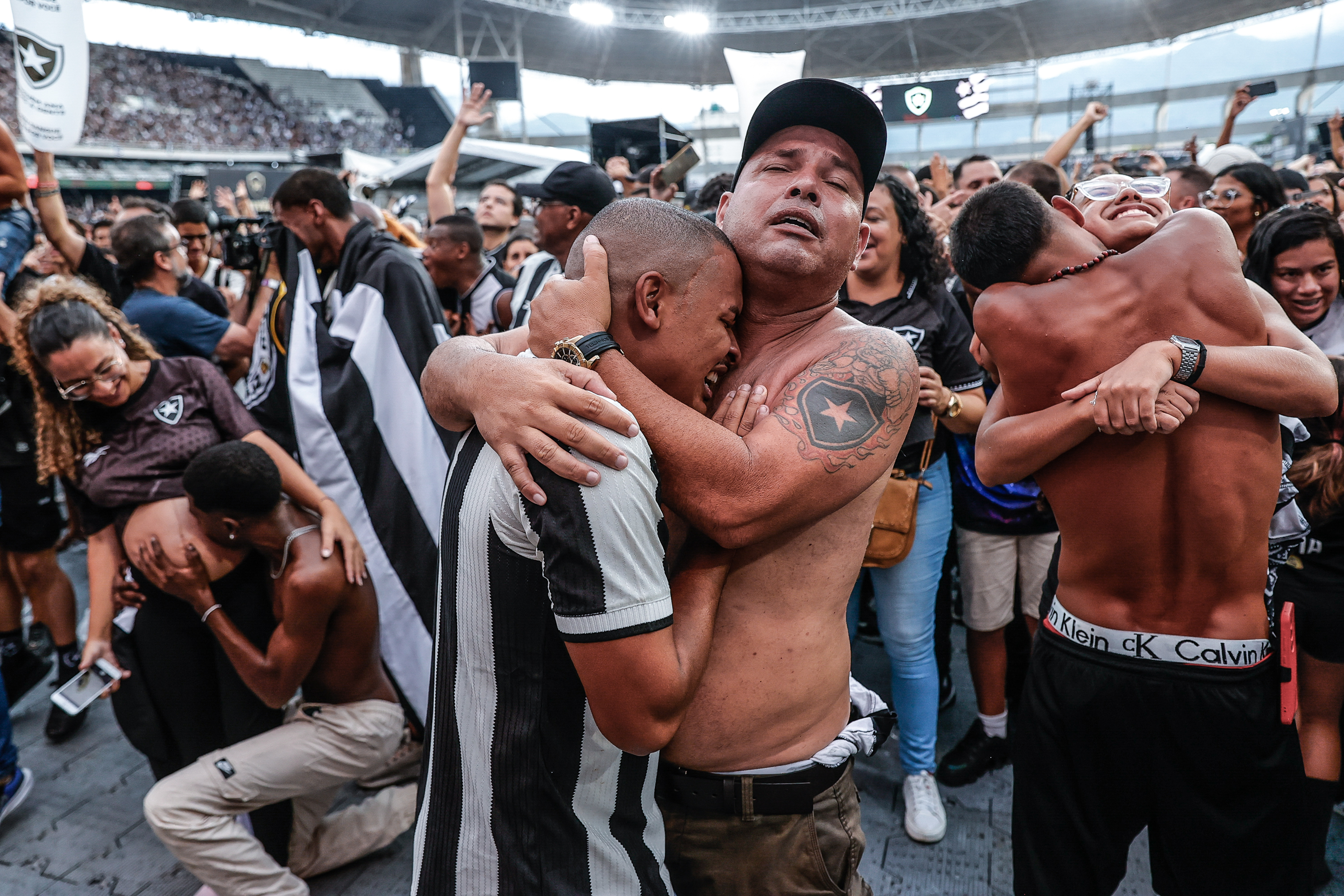 Conheça as fotos premiadas que entram em cartaz no World Press Photo 2025