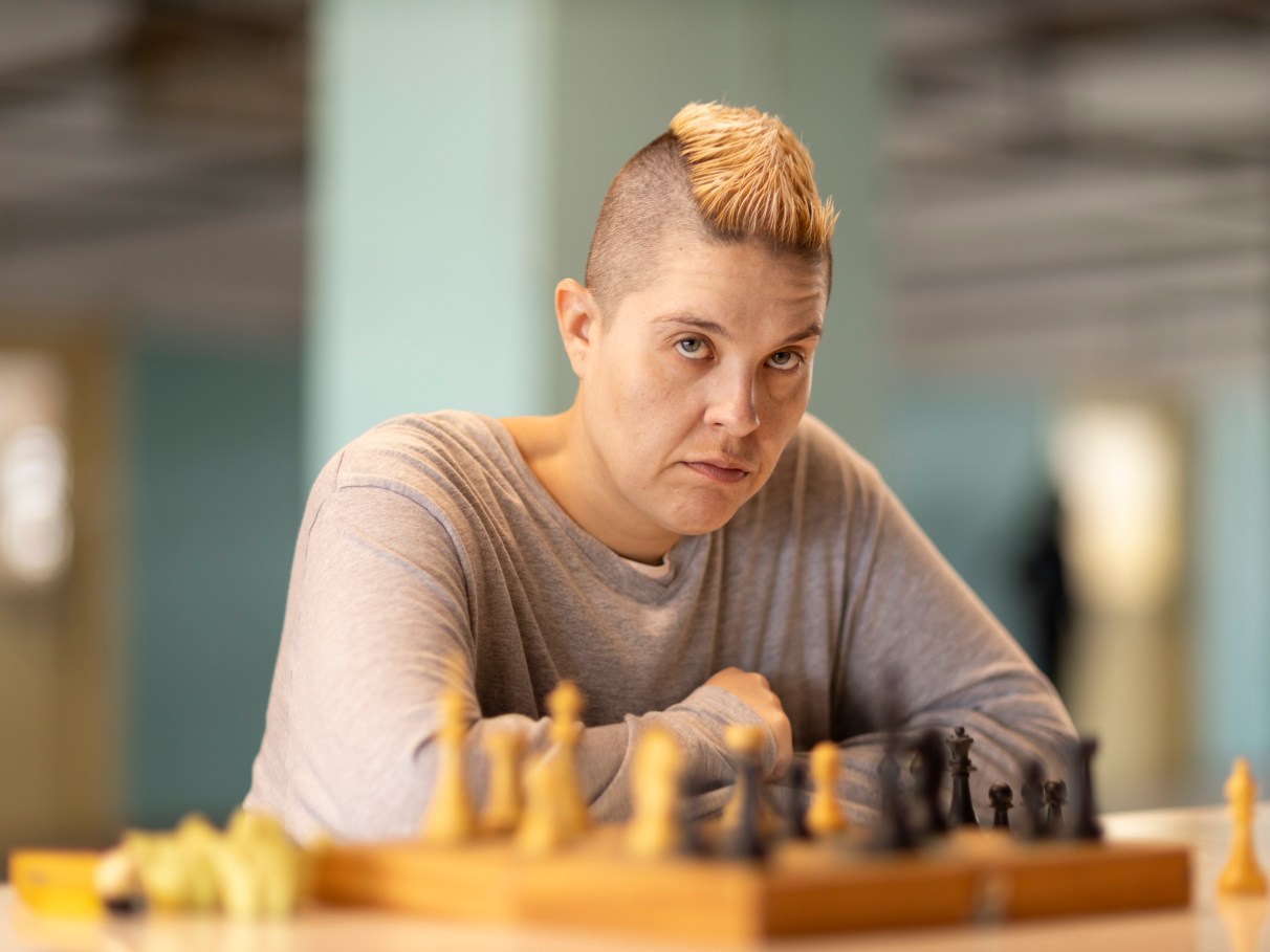 Conheça elenco de Tremembé e detentos reais da nova série do Prime Video Poucos lugares no Brasil carregam tantas histórias de fama, crime e controvérsia quanto a Penitenciária de Tremembé. Agora, o presídio conhecido como “a cadeia dos famosos” ganha uma série dramática no Prime Video, que reúne alguns dos nomes mais conhecidos da TV brasileira para revisitar casos reais que chocaram o país. Série 'Tremembé' terá Sandrão, namorada de Suzane na cadeia; veja elenco | VEJA SÃO PAULO