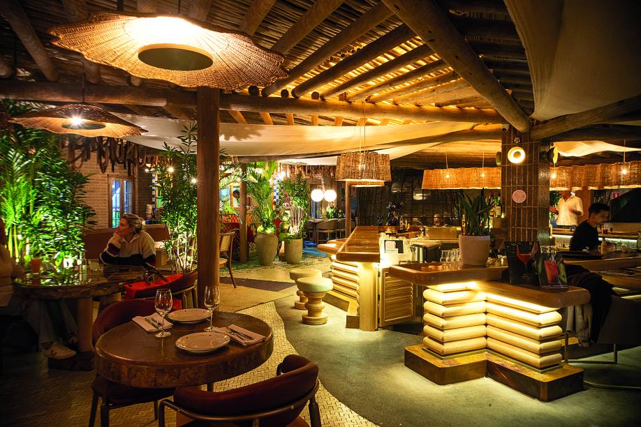 Vila Medí: ambiente com pequenos salões