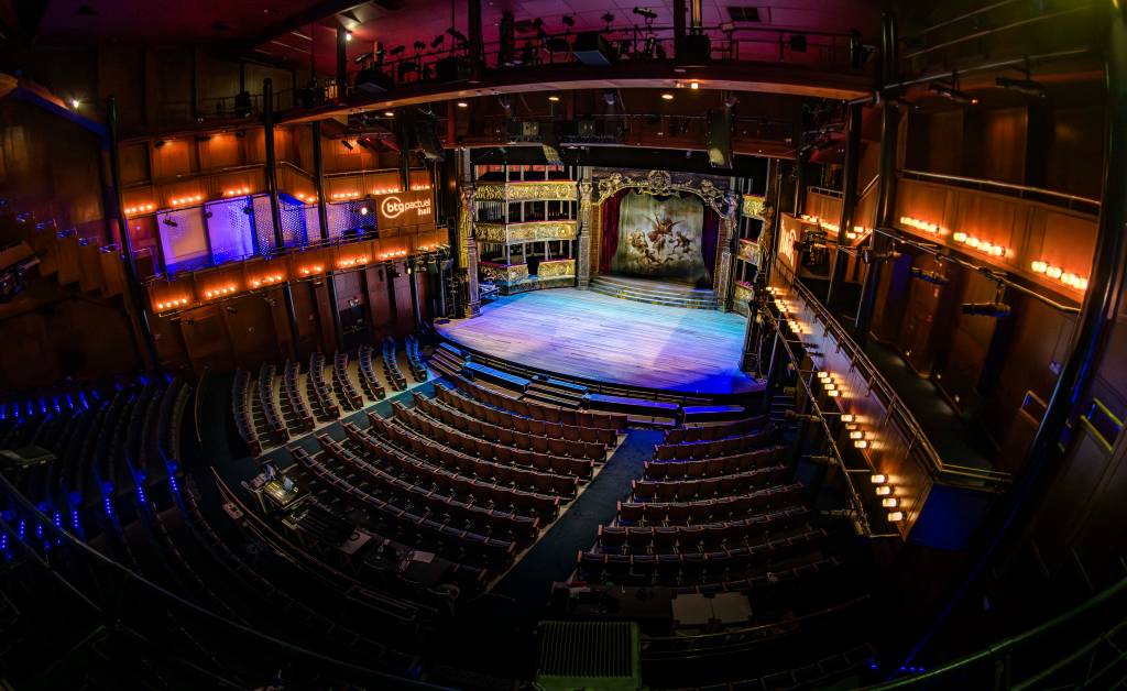 Novo teatro BTG Pactual Hall abre as portas em Santo Amaro