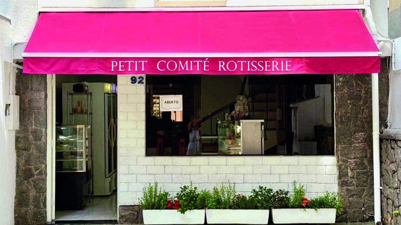 Petit Comité Rotisserie: novo endereço