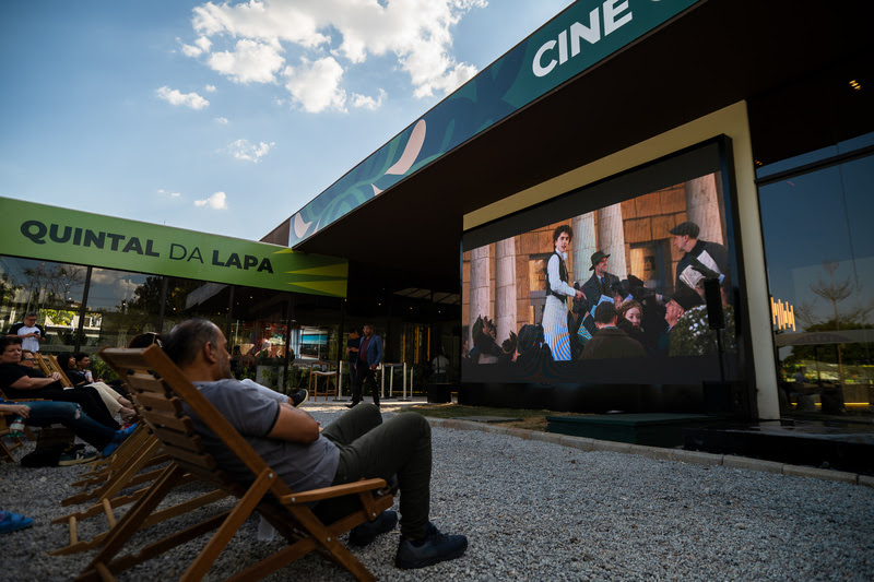Cinema ao ar livre na Lapa